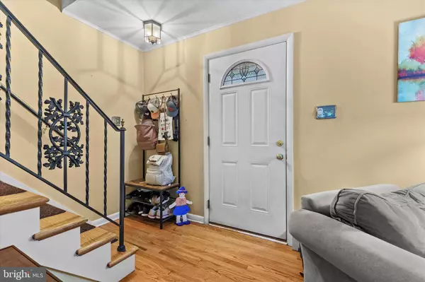 Camp Hill, PA 17011,8 REDWOOD PLACE