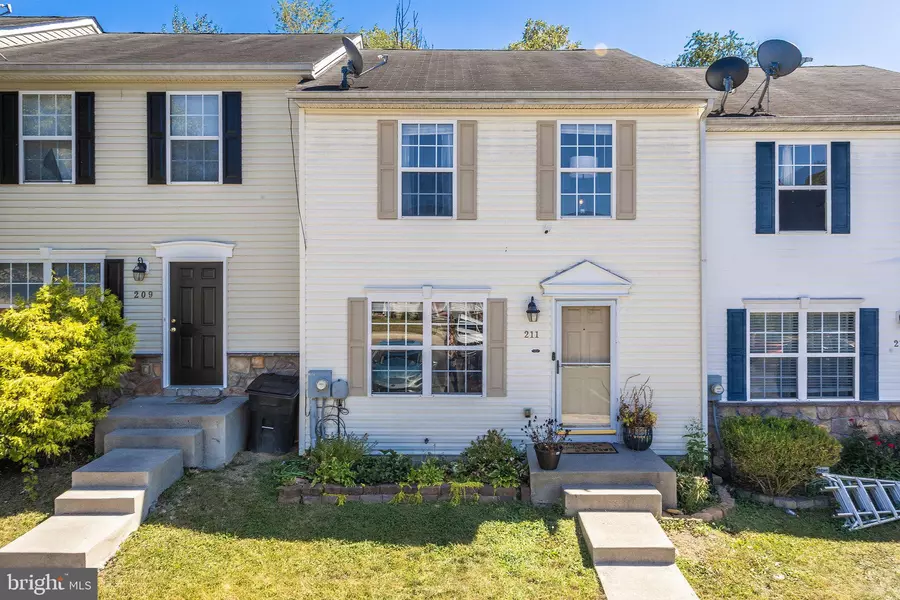 211 EASTSIDE LN, Winchester, VA 22602