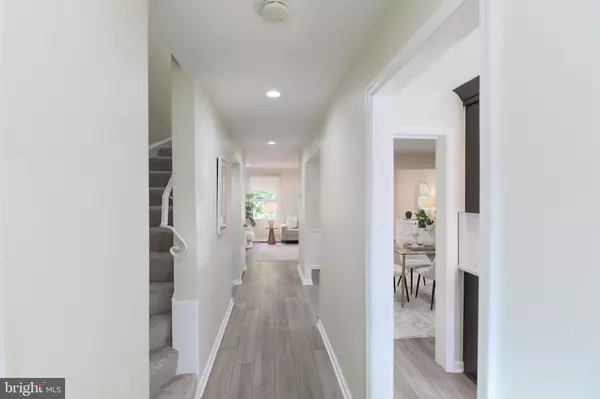 Annandale, VA 22003,4335 GREENBERRY LN