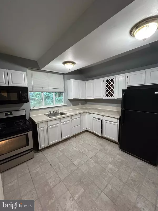 Philadelphia, PA 19143,5834 BEAUMONT AVE