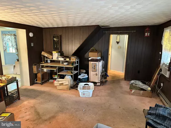 Frederick, MD 21702,8561 INDIAN SPRINGS RD