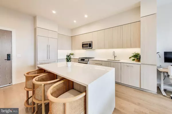 701 SWANN AVE #508, Alexandria, VA 22301