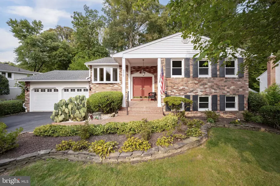 6013 LAMONT CT, Springfield, VA 22152