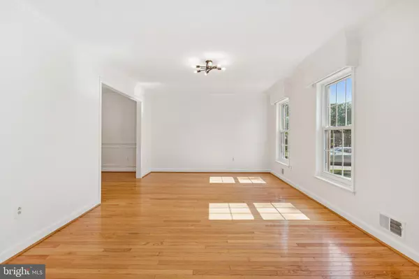 North Potomac, MD 20878,11117 RUTLEDGE