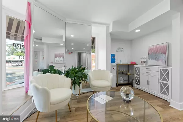 Marlton, NJ 08053,11 E MAIN ST