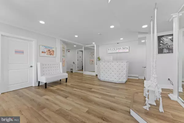 Marlton, NJ 08053,11 E MAIN ST