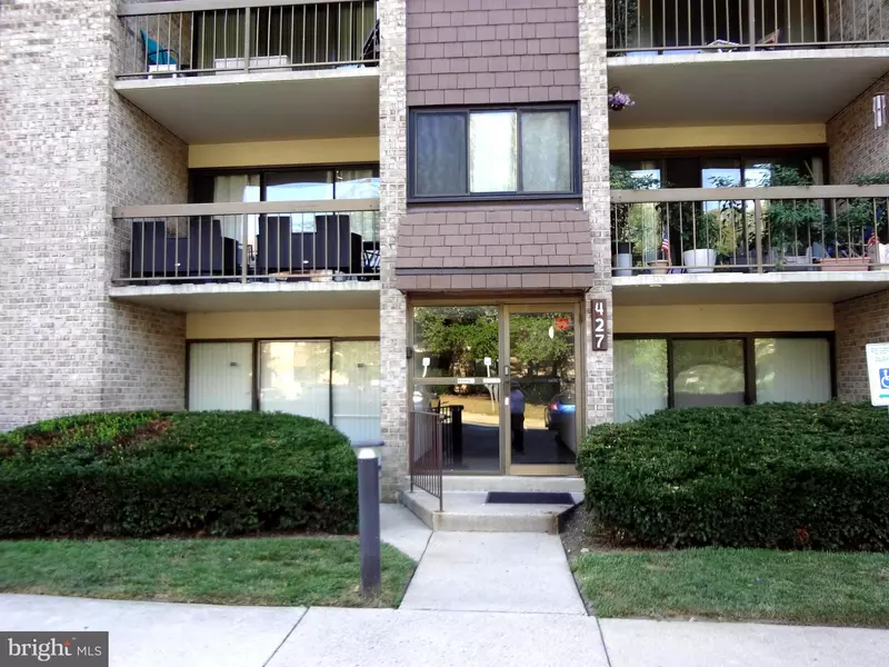 427 CHRISTOPHER AVE #14, Gaithersburg, MD 20879
