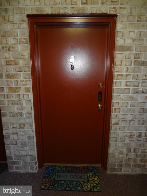 Gaithersburg, MD 20879,427 CHRISTOPHER AVE #14