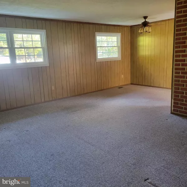 Annapolis, MD 21401,602 WAYWARD DR