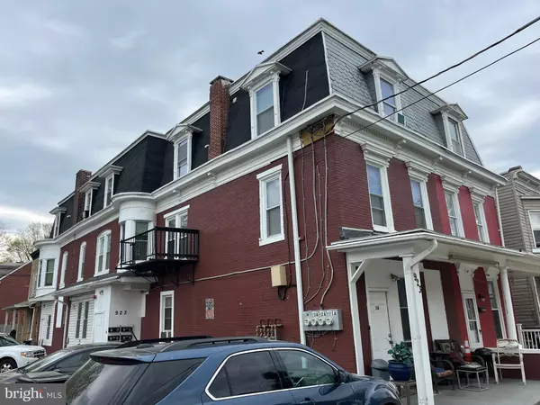 Harrisburg, PA 17103,923 N 18TH ST