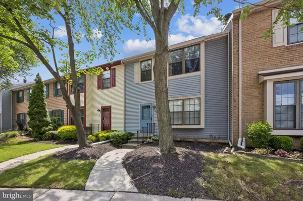 838 KINGS CROFT, Cherry Hill, NJ 08034