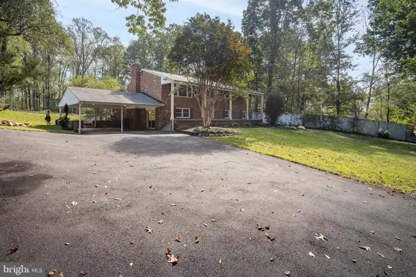 Haymarket, VA 20169,4509 MARTINWOOD DR