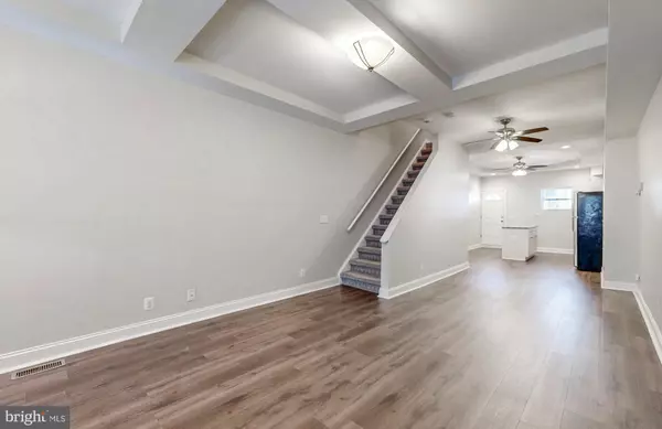 Baltimore, MD 21224,422 N LUZERNE AVE