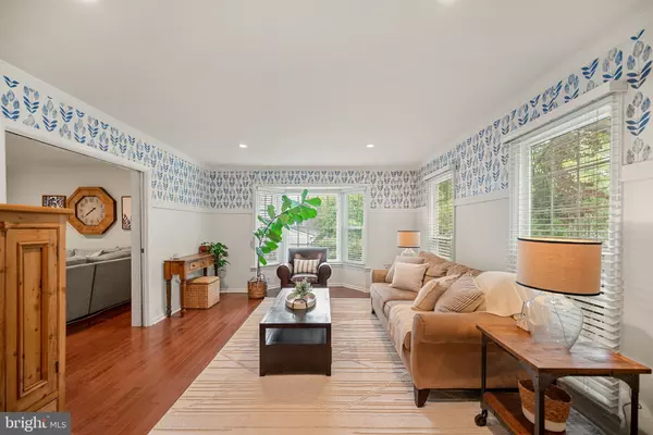 Springfield, VA 22153,7838 ROUNDABOUT WAY