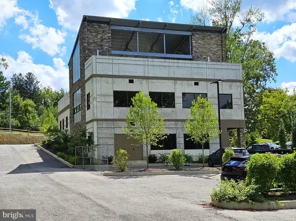 Newtown Square, PA 19073,3407 W CHESTER PIKE