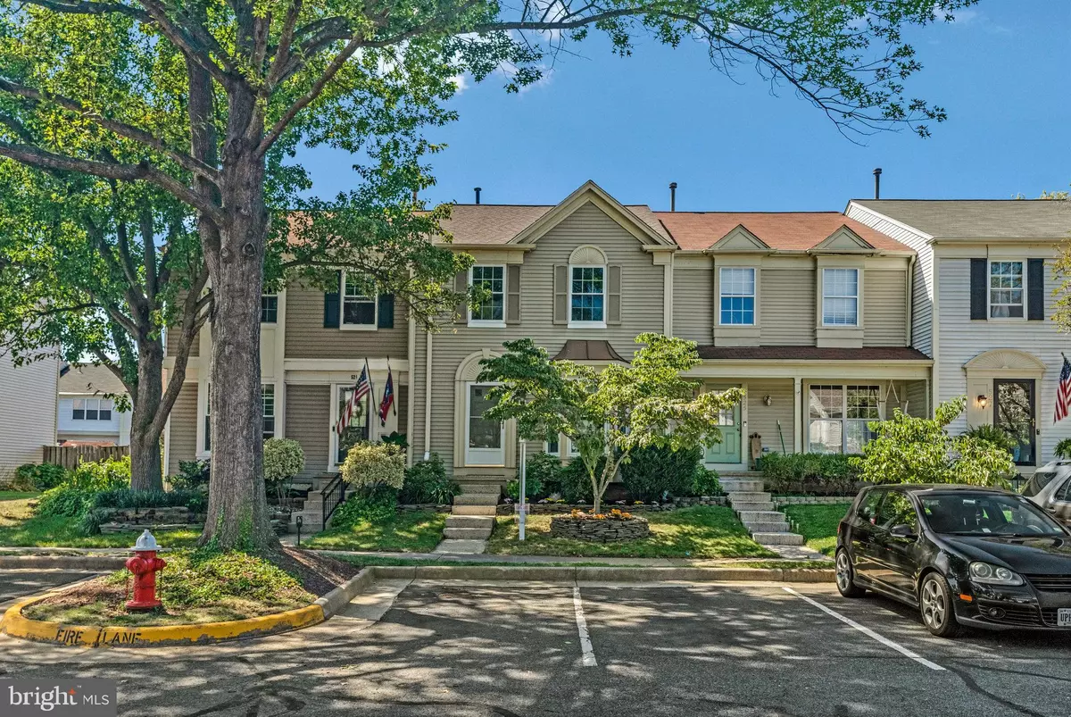 Leesburg, VA 20176,523 CURRANT TER NE