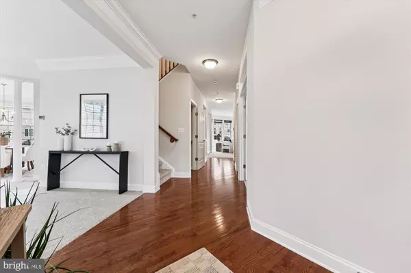 Frederick, MD 21703,6205 DISPATCH WAY