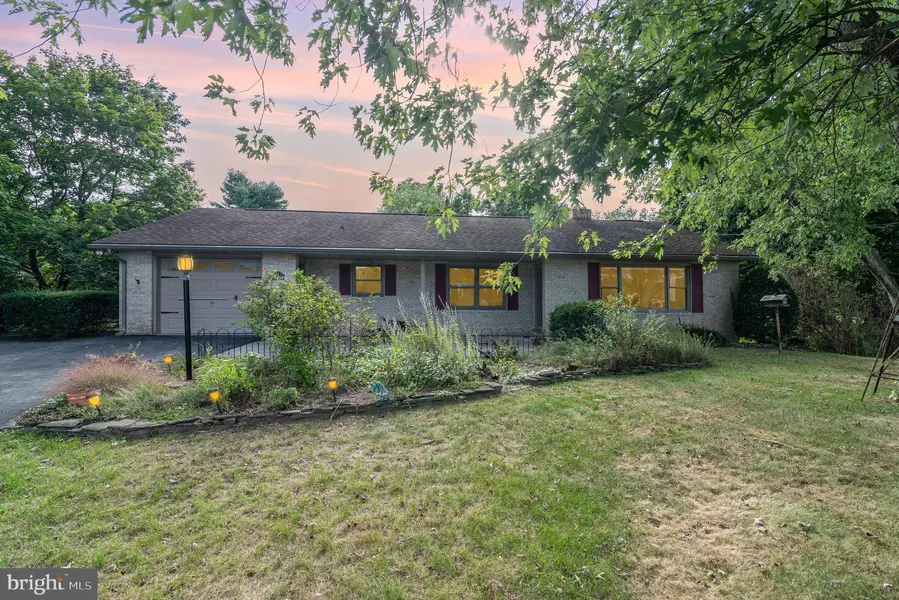 278 N MIDDLESEX RD, Carlisle, PA 17013