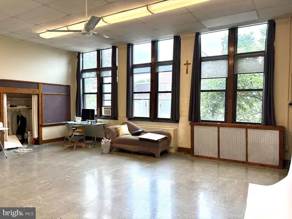 Lancaster, PA 17602,108 E LIBERTY ST #203