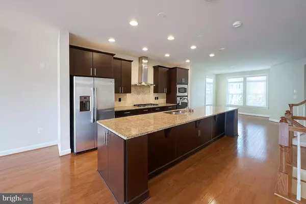 Ashburn, VA 20147,20769 DUXBURY TER