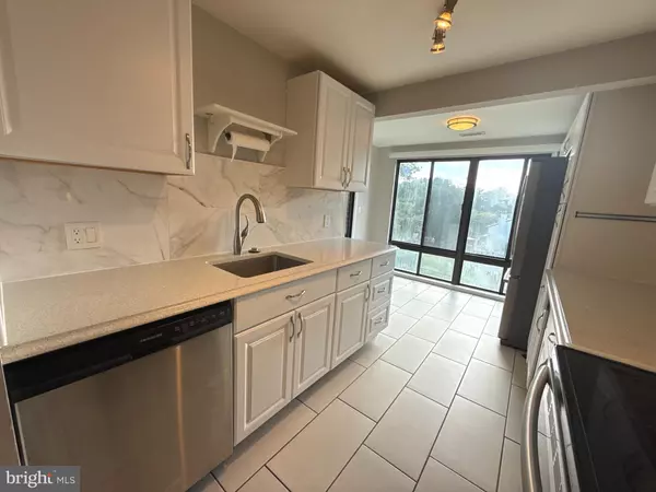 Germantown, MD 20874,18010 CHALET DR #203