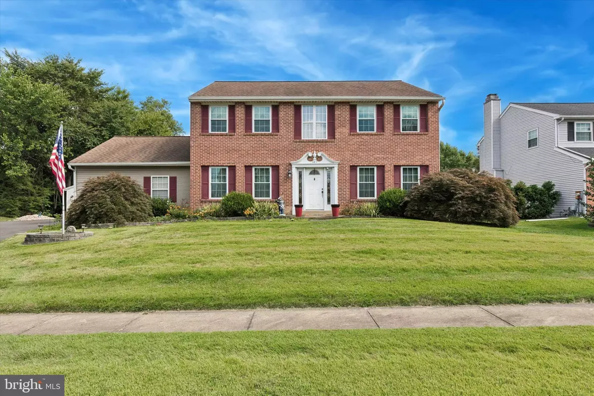 Southampton, PA 18966,689 PICKERING RD