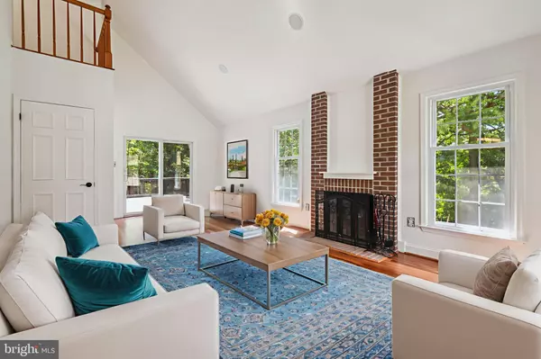 Herndon, VA 20171,3220 KINROSS CIR