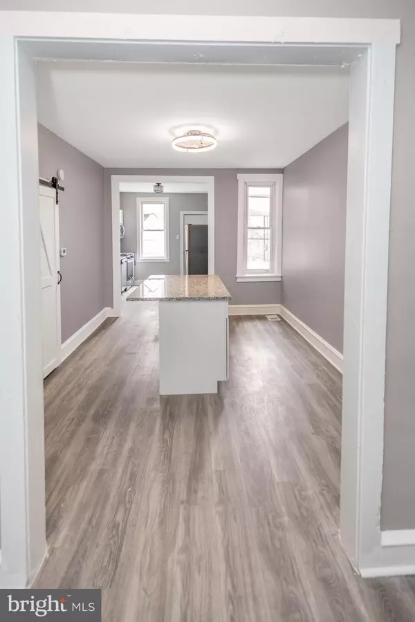 Camden, NJ 08105,154 EUTAW AVE