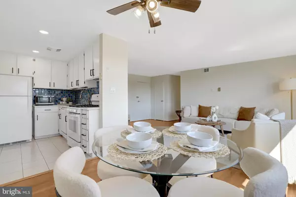 Arlington, VA 22201,2016 N ADAMS ST #810