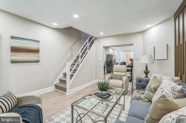 Philadelphia, PA 19120,207 W ALBANUS ST