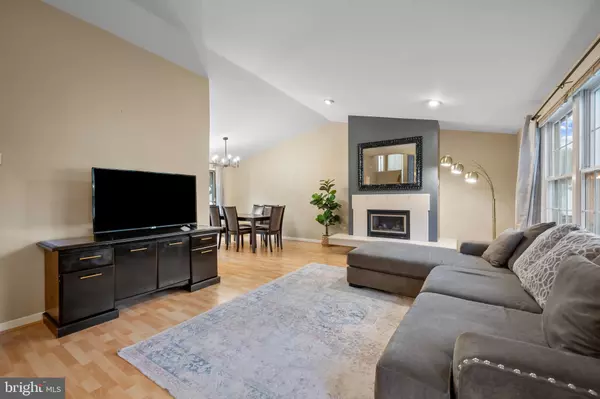 Columbia, MD 21045,6393 WINDHARP WAY