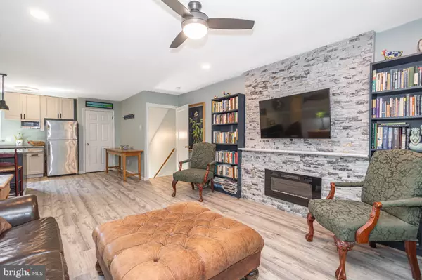 Newtown, PA 18940,440 S STATE ST #D3