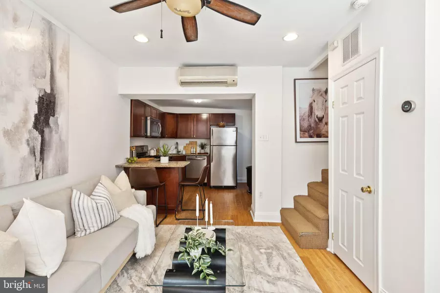 525 FITZWATER ST #4, Philadelphia, PA 19147