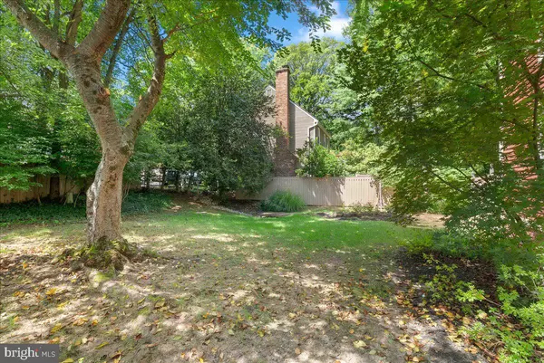 Reston, VA 20191,2085 COBBLESTONE LN