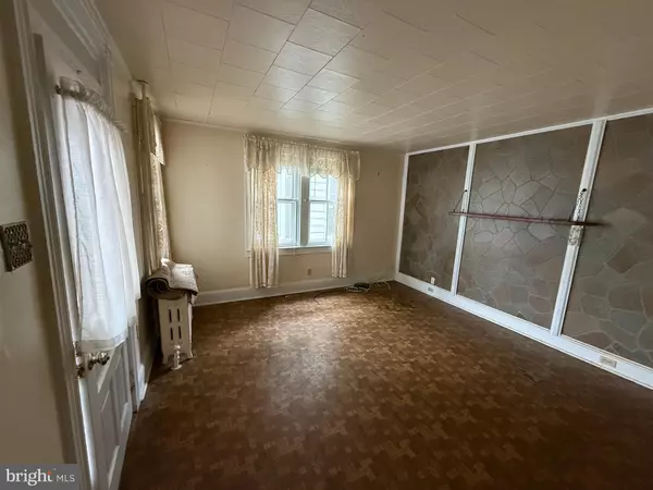 Lititz, PA 17543,128 E NEW ST