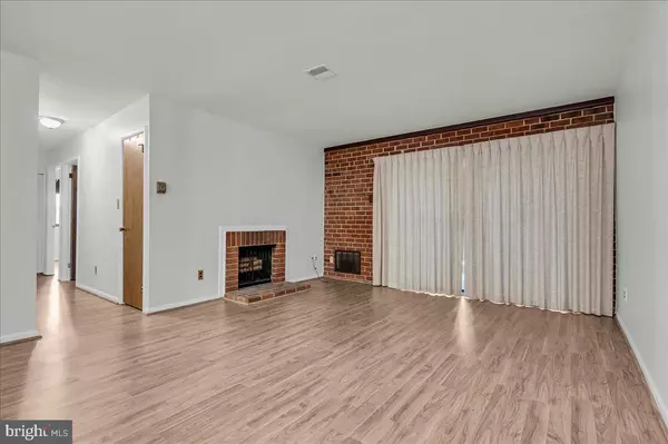 Wilmington, DE 19808,3600 RUSTIC LN #245