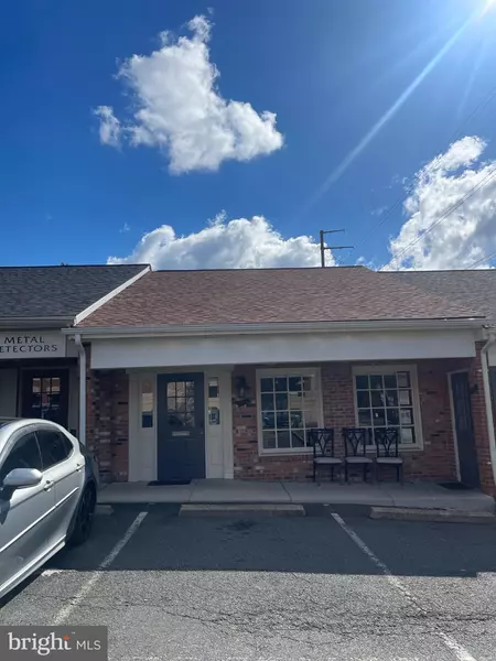 9437 MAIN ST, Manassas, VA 20110