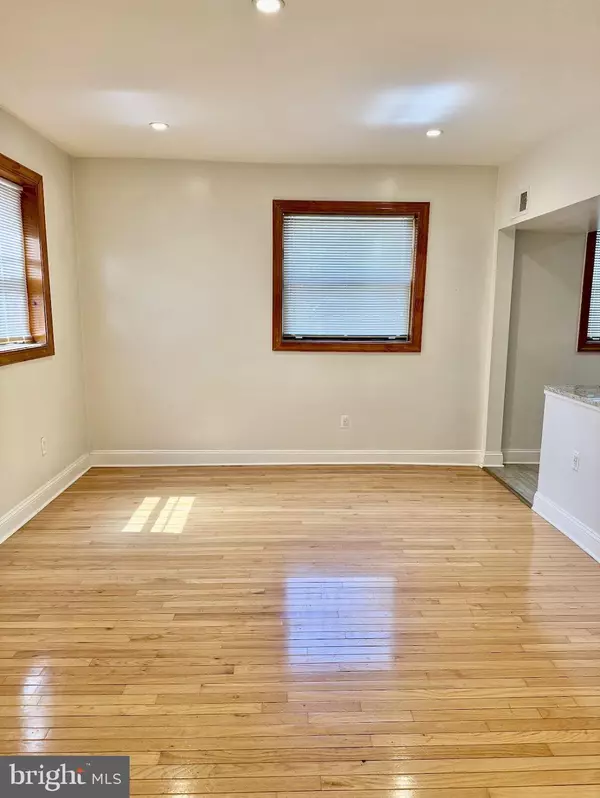 Washington, DC 20009,2201 15TH ST NW #101