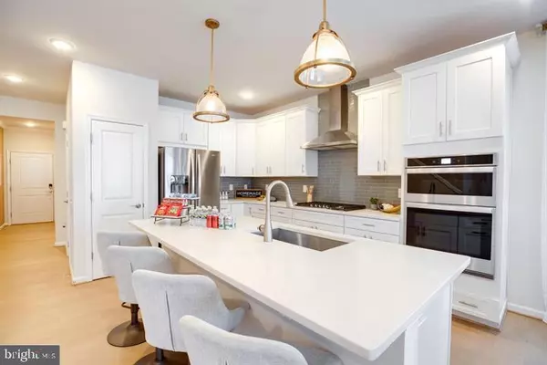 Haymarket, VA 20169,6868 MOONSTONE PEONY LN