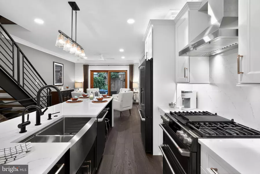 409 S 13TH ST, Philadelphia, PA 19147