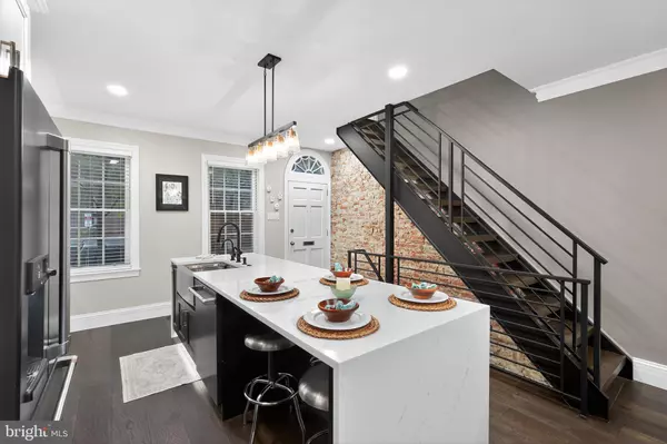 Philadelphia, PA 19147,409 S 13TH ST