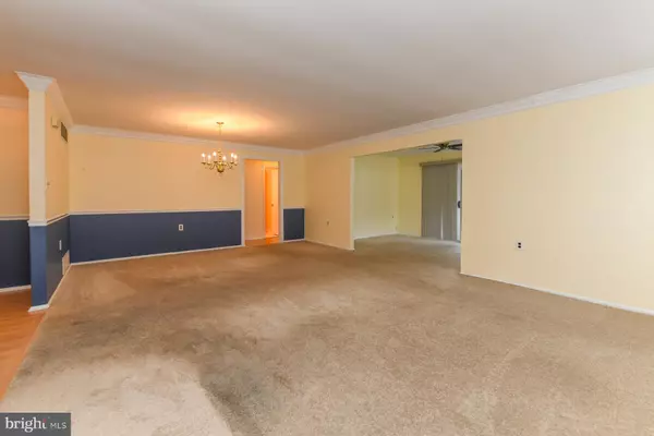 Deptford, NJ 08096,24 PINECREST