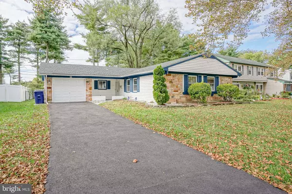 Willingboro, NJ 08046,62 HINSDALE LN