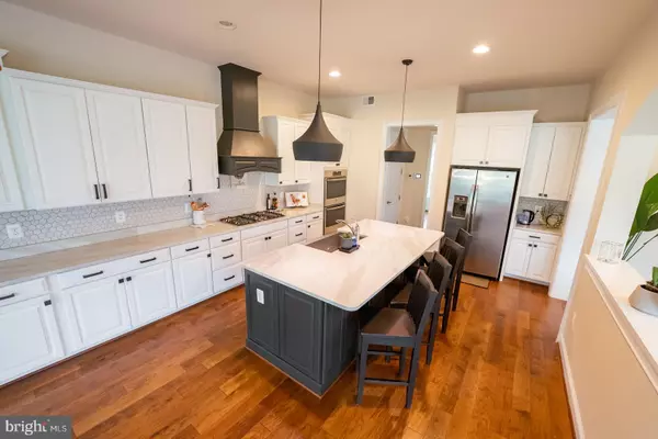 Waterford, VA 20197,39728 CHARLES HENRY PL