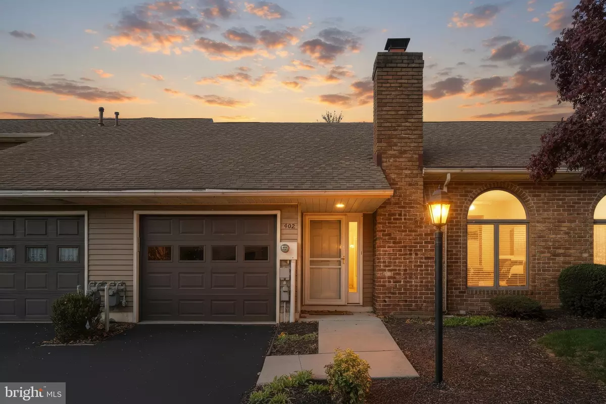 Hanover, PA 17331,402 DEERFIELD DR #402