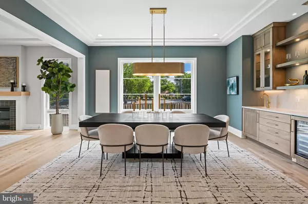 Arlington, VA 22207,4771 26TH ST N