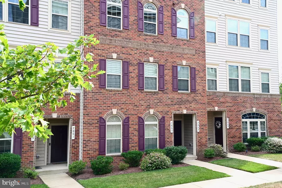 7865 CULLODEN CREST LN, Gainesville, VA 20155