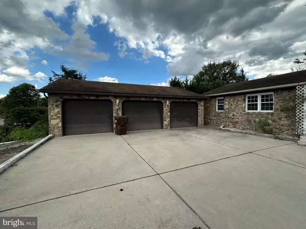 Chambersburg, PA 17202,4080 DIXIE AVENUE #4080