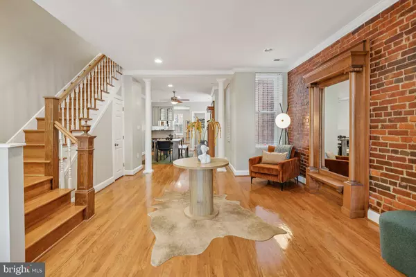 Washington, DC 20002,911 MARYLAND AVE NE