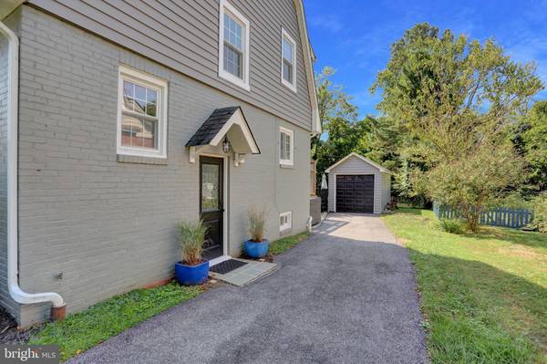 Catonsville, MD 21228,206 S ROLLING RD